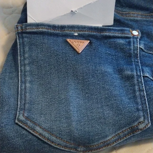 Guess Flex Shape Up Jeans